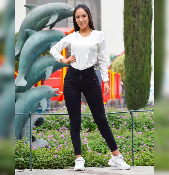 Pantalón Jean Modelo Valery IFRATELLI Negro