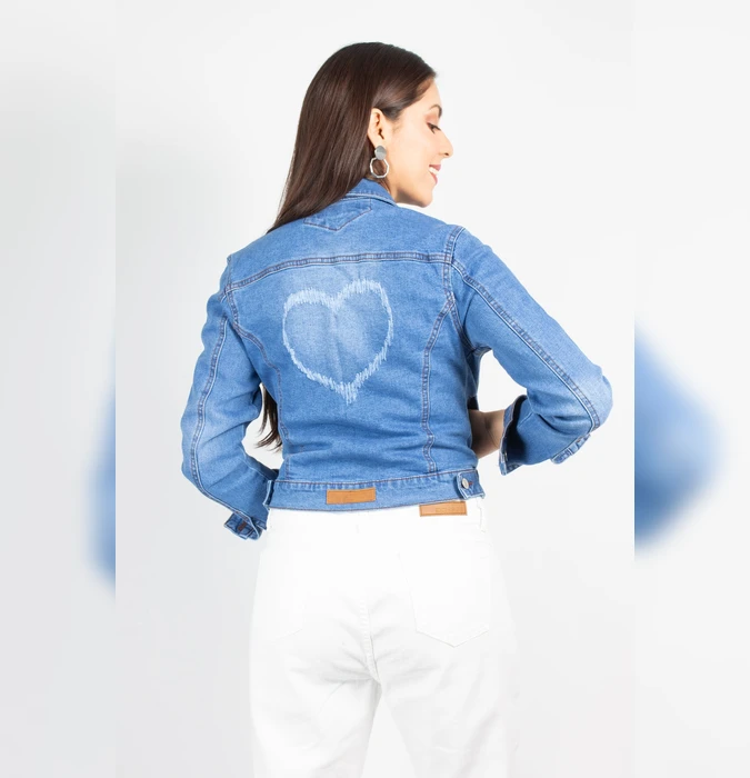 Casaca Denim Corazón Celeste Focalizado