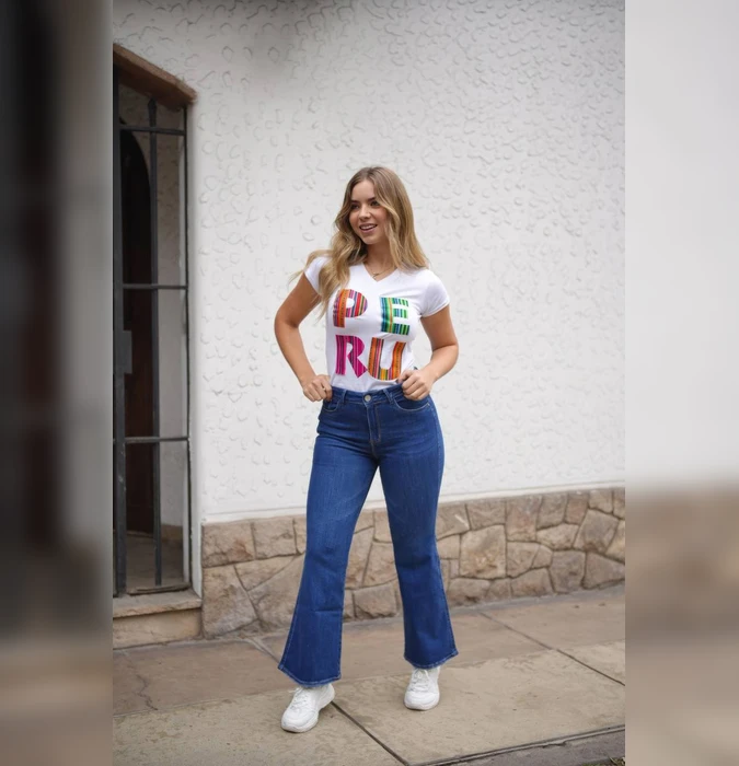 Flared Jeans